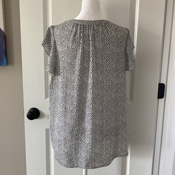 Adrianna Papell large blouse v-neck flutter sleeves black - Picture 6 of 10